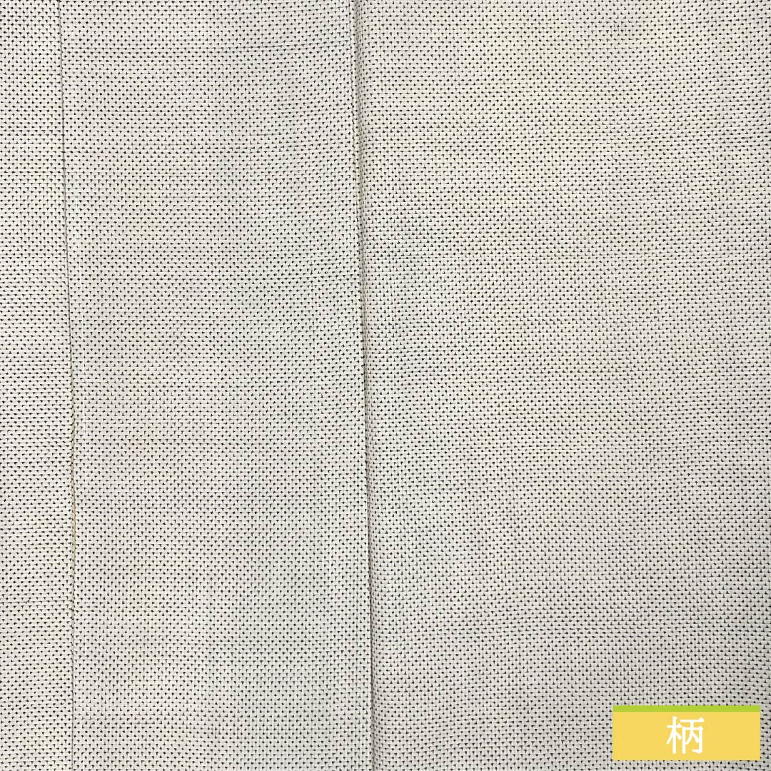 Pure silk tsumugi (pongee) kimono, S rank, length 157cm, sleeve length 63.5cm, off-white (kinari-iro), white Oshima mosquito-patterned kimono, lined with basting threads, white base, product code 1116004362311