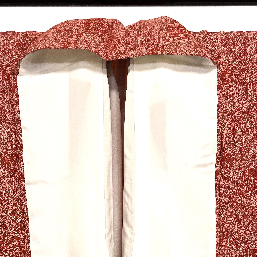 Komon, Length 164cm, Sleeve length 64cm, Awase, Butterfly and peacock feathers, Pure silk, S rank, Vermilion, 1115000572316