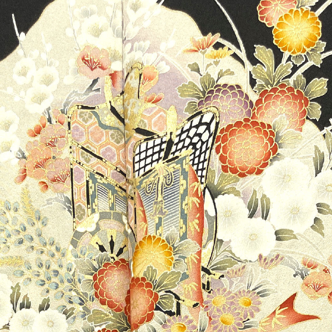Black Tomesode, Length 155cm, Sleeve Length 61.5cm, Awase, Kyo-Yuzen, Auspicious Pattern, Circle with Sword and Clover, Pure Silk, A Rank, Five Crests, Black, 1111000913310