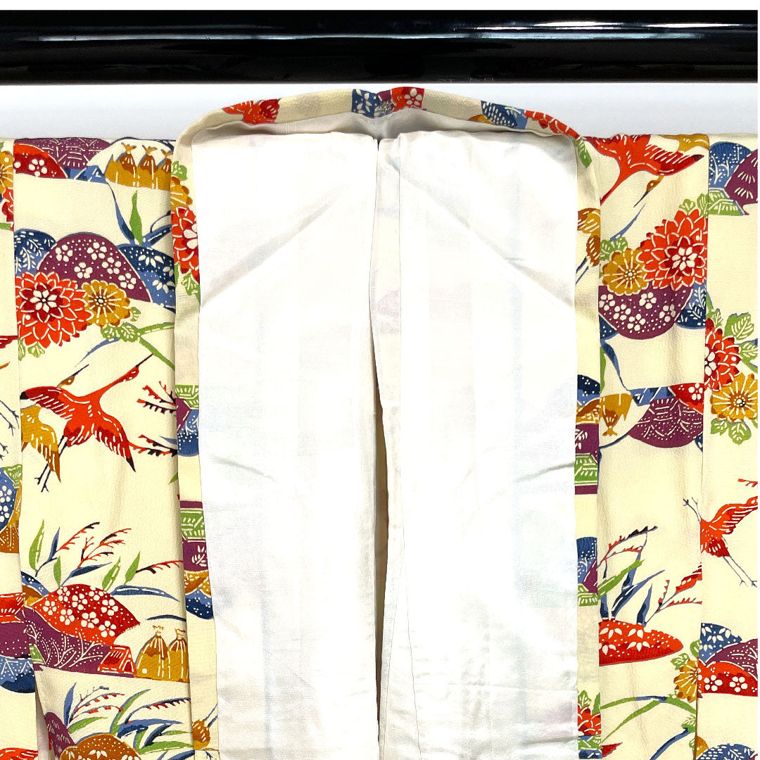 Komon, Length 157.5cm, Sleeve length 62cm, Lined, Light egg color, Kyoto Bingata, Crane, Landscape pattern, Pure silk, S rank, Cream color, 1115002482315