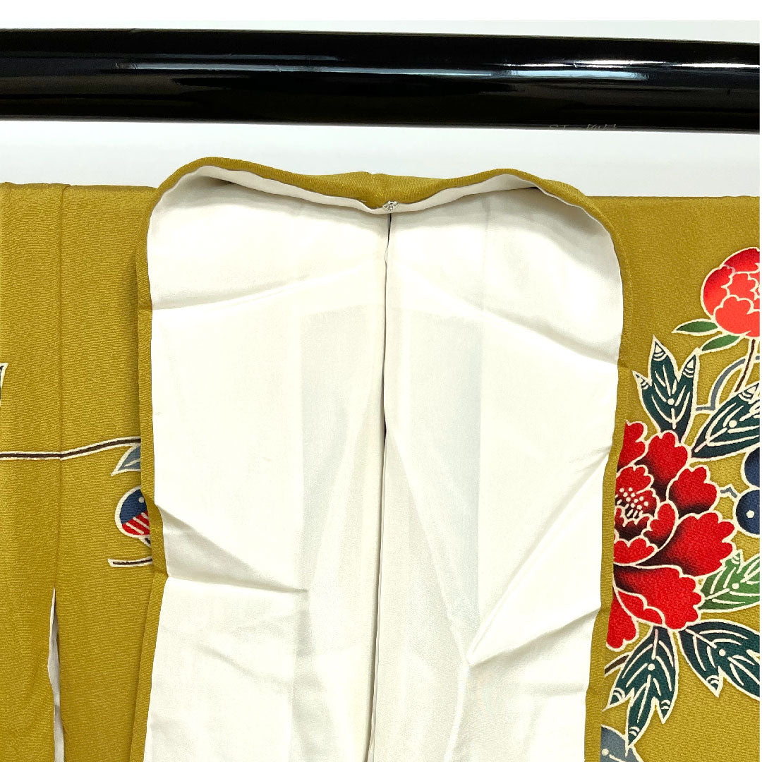 Long-sleeved kimono, length 155.5cm, sleeve length 64.5cm, lined, mustard color, Kyoto Bingata, floral pattern, pure silk, A rank, yellow, 1113000893323