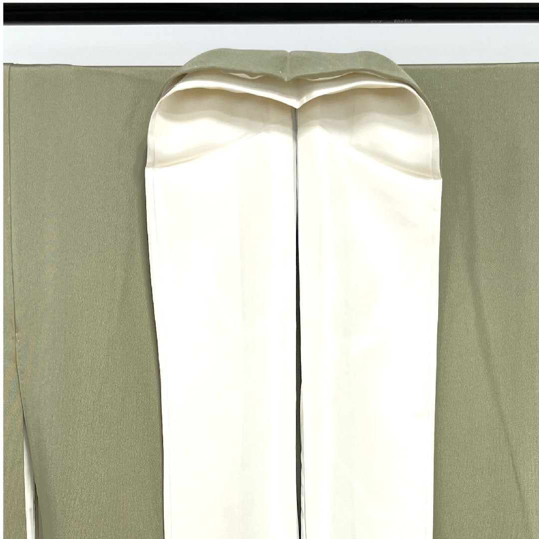色留袖 身丈150cm 裄丈64.5cm 袷 蝋色 京友禅 松 丸に剣片喰 正絹 Aランク 三つ紋 緑系 1111000493119