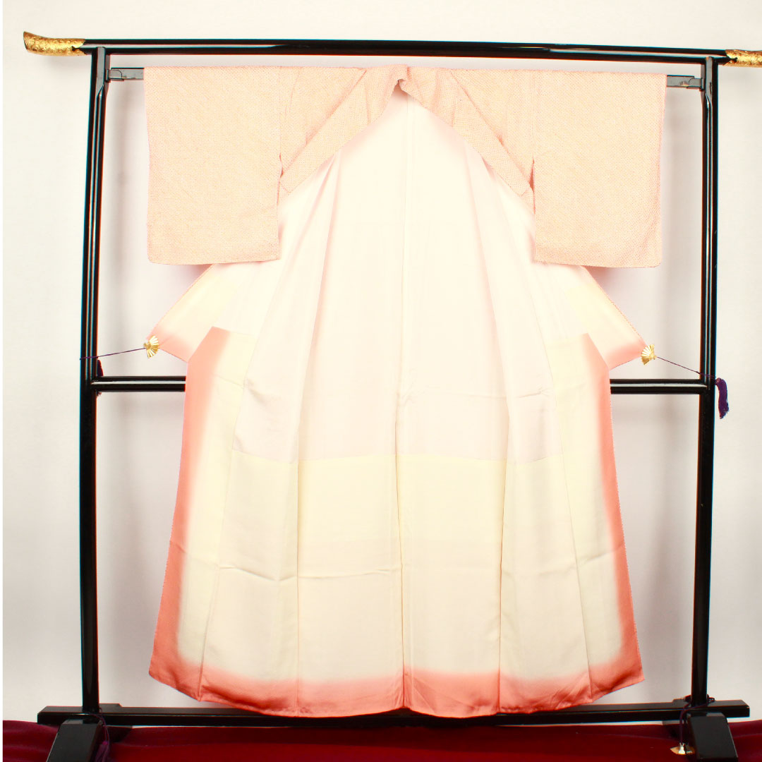 小紋 身丈157cm 裄丈62cm 袷 深支子色 総絞り しつけ糸あり 正絹 Sランク 朱系 1115002242316