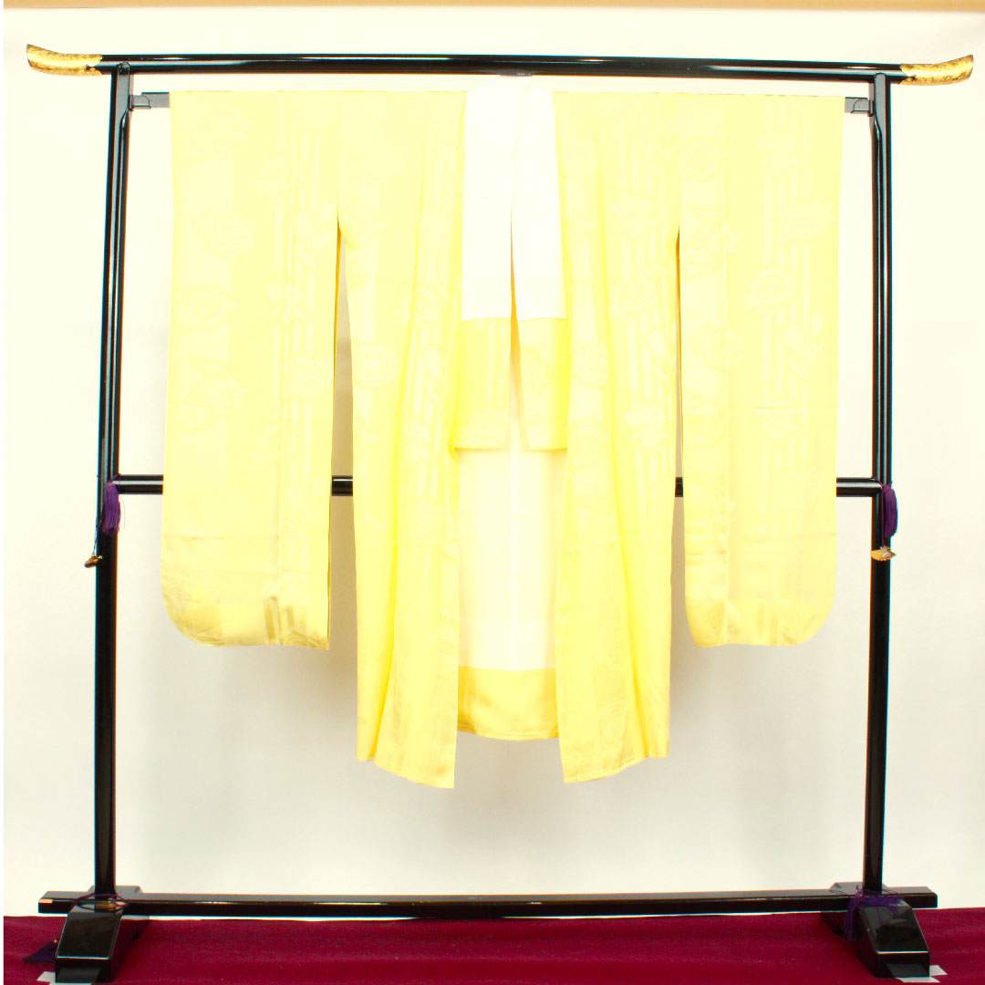 Long undergarment, pure silk, length 122cm, sleeve length 63.5cm, lined, for long-sleeved kimono, with embroidered collar, floral pattern, S rank, yellow, 1129000362123