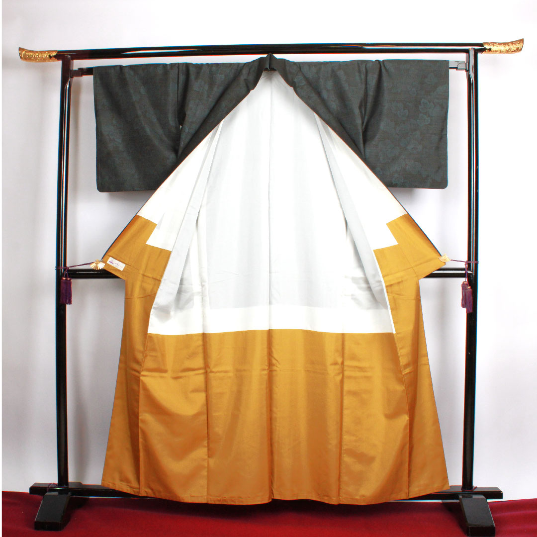 Oshima Tsumugi, Length 159.5cm, Sleeve length 64cm, Weft-total Kasuri, Ivy pattern, Pure silk, A-rank, Lined, Navy blue, 1116001823318