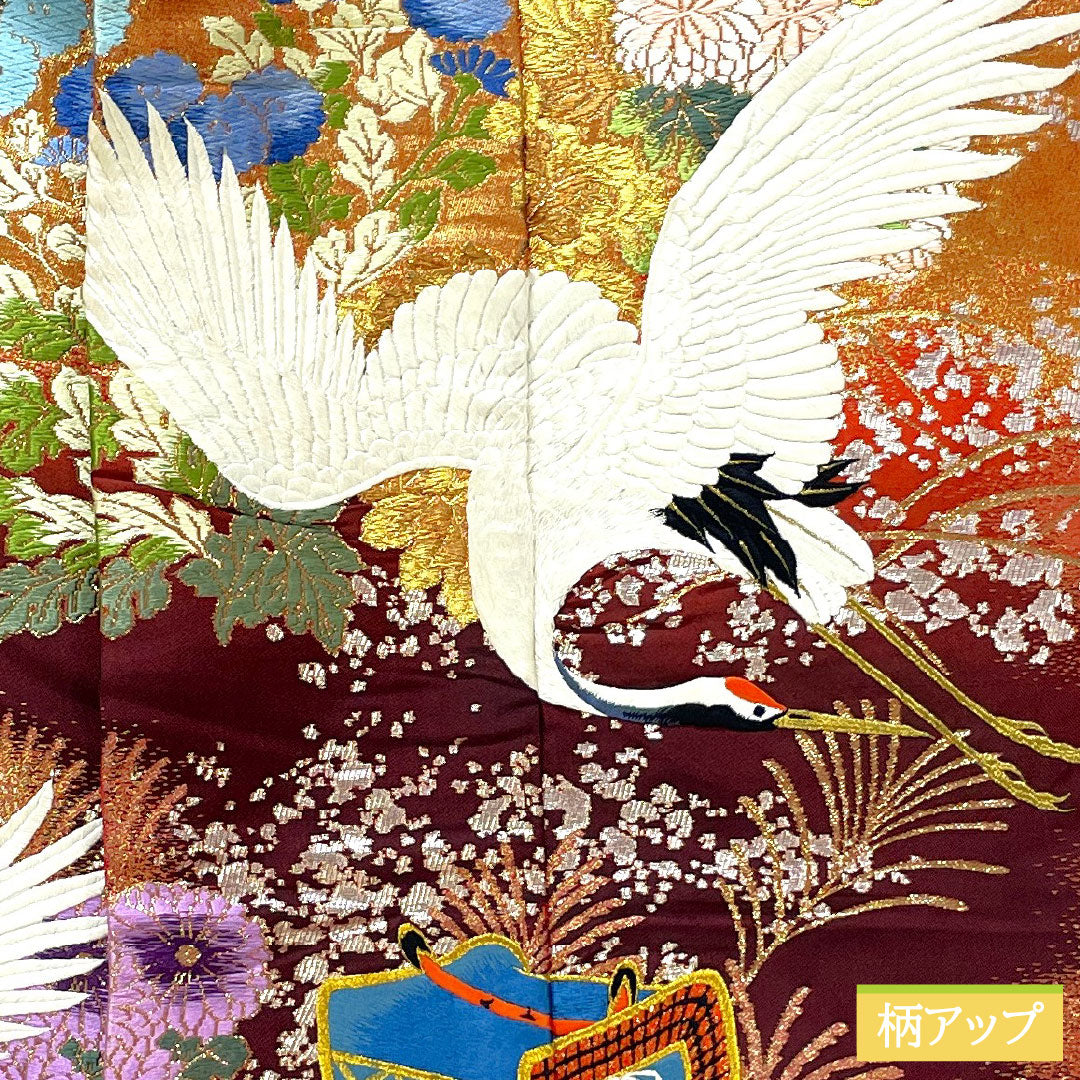 Iro-uchikake (colored kimono) made of pure silk, rank B, length 188cm, sleeve length 65cm, Karaori (traditional Japanese weave) design featuring cranes, imperial carriages, and floral motifs, lined, vermilion, 1110000904916