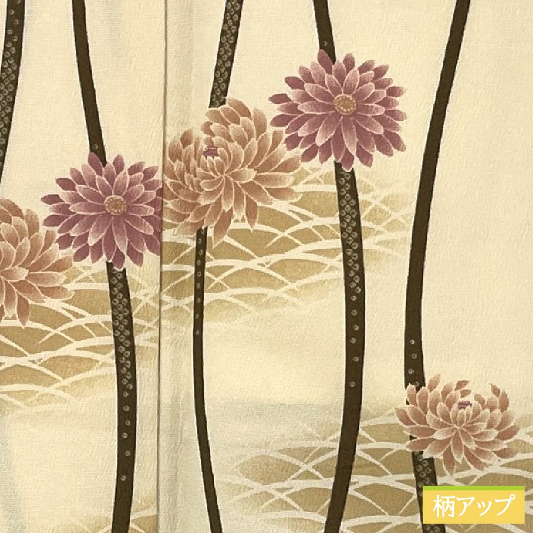 Komon (small pattern) kimono, polyester, length 171.5cm, sleeve length 68cm, lined, light egg-colored (usutamagoiro) pattern with tatewaku (standing wave) and chrysanthemum motifs, washable, A rank, cream, product number 1115006033615