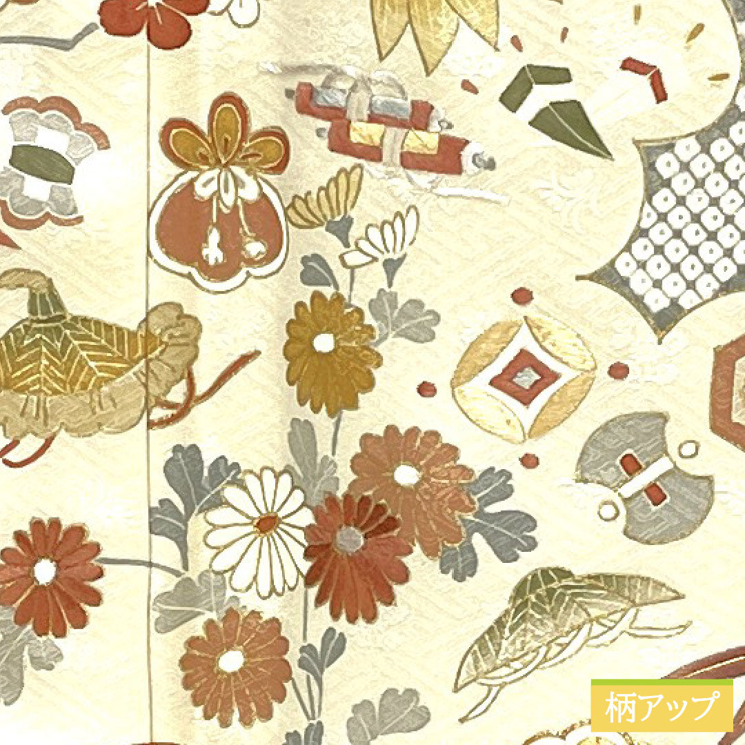 Colored Tomesode, pure silk, length 165.5cm, sleeve length 68cm, lined, Unohanairo (color of Unohana), Kyoto Yuzen, treasure design, pine, bamboo, plum, tachibana, three crests, sword and flower diamond, A rank, gray, 1111001593522