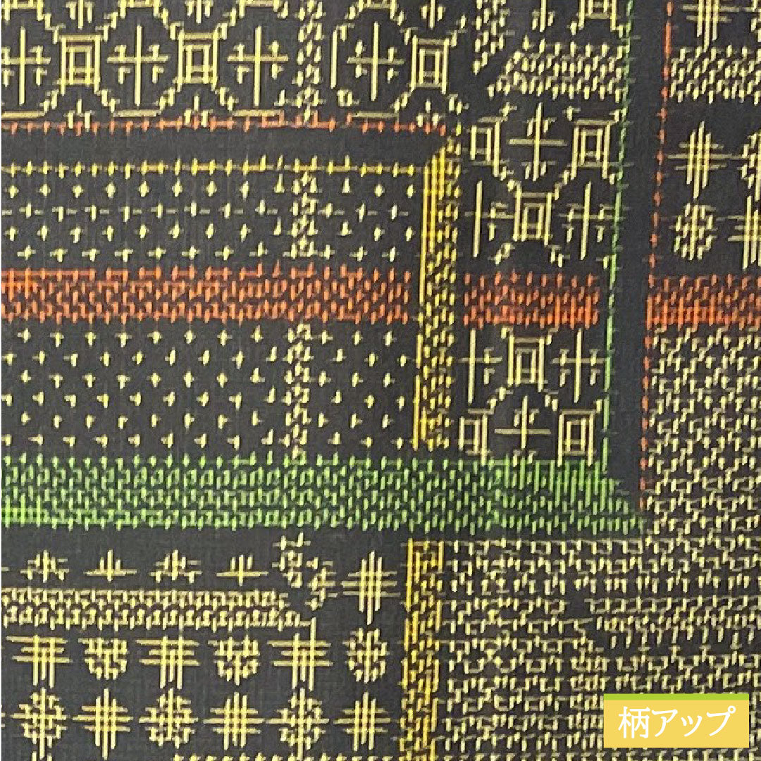 紬 正絹 身丈161.5cm 裄丈62cm 幾何学模様 Sランク 袷 黒系 1116003552410
