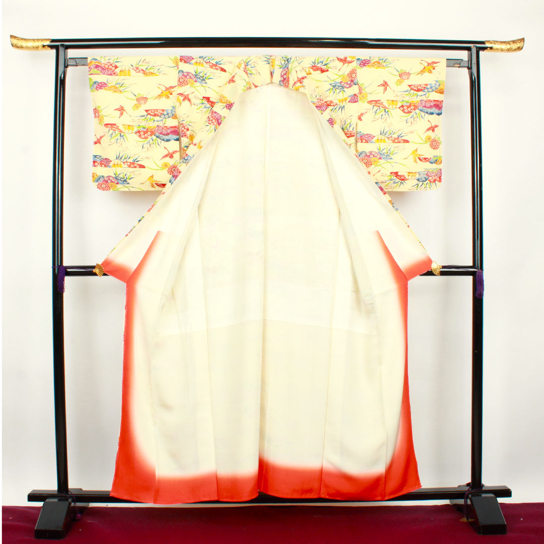 Komon, Length 157.5cm, Sleeve length 62cm, Lined, Light egg color, Kyoto Bingata, Crane, Landscape pattern, Pure silk, S rank, Cream color, 1115002482315