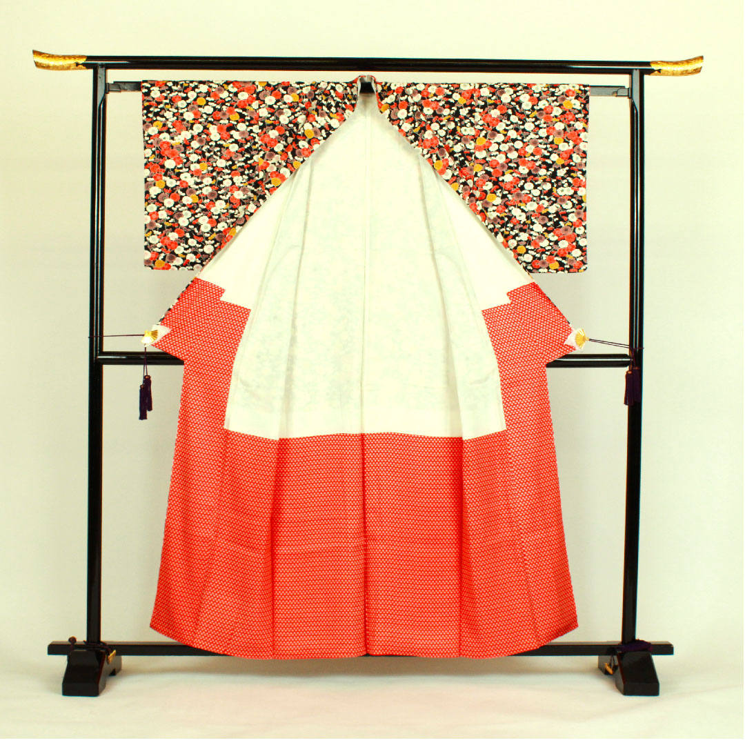 小紋 身丈158.5cm 裄丈61cm 袷 梅柄 正絹 Sランク 黒系 1115000472310