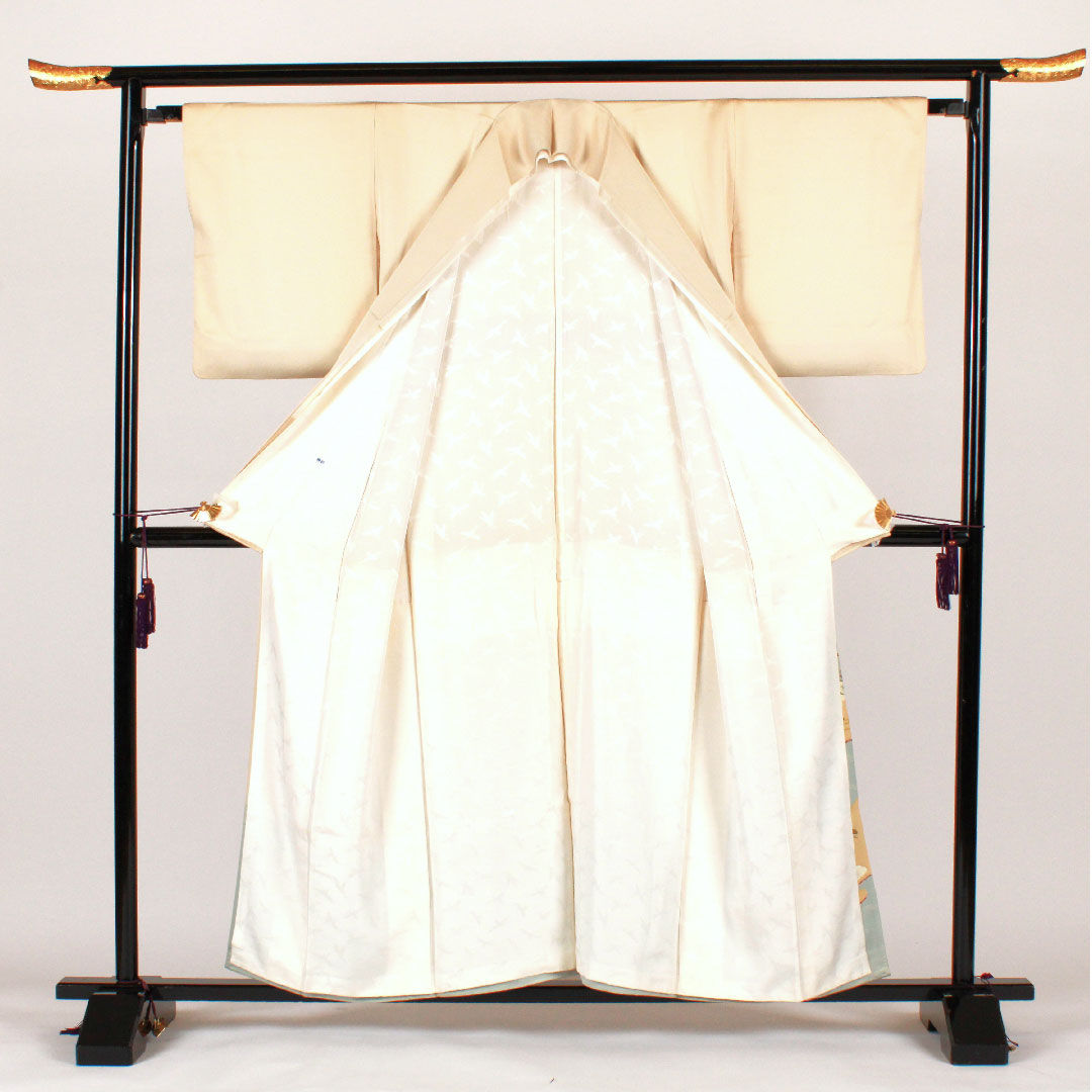 Colored Tomesode, Length 157cm, Sleeve Length 64cm, Lined, Tokyo Yuzen, Pure Silk, B Rank, Three Crests, Cream Color, 1111000284315