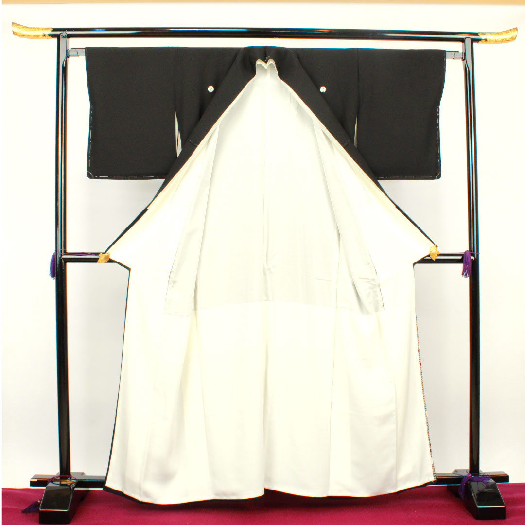 黒留袖 身丈161.5cm 裄丈63cm 袷 作家物 松 鴛鴦 三つ橘 正絹 Sランク 五つ紋 黒系 1111000582410