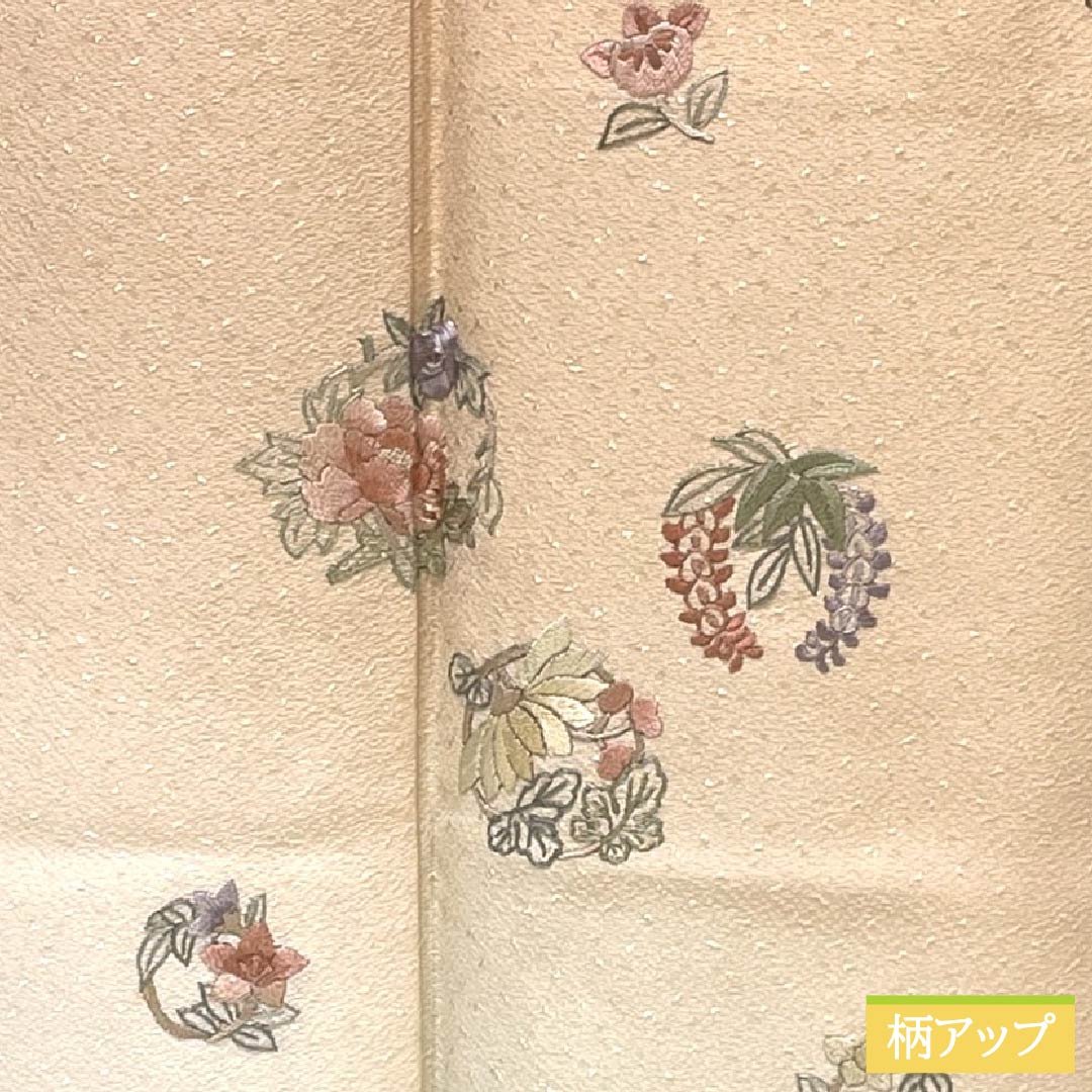 訪問着 正絹 Sランク 袷 身丈155cm 裄丈58cm 薄肉色(うすにくいろ) 縫い紋 下り藤 刺繍 重ね衿付き 草花 橙系 1112006242326