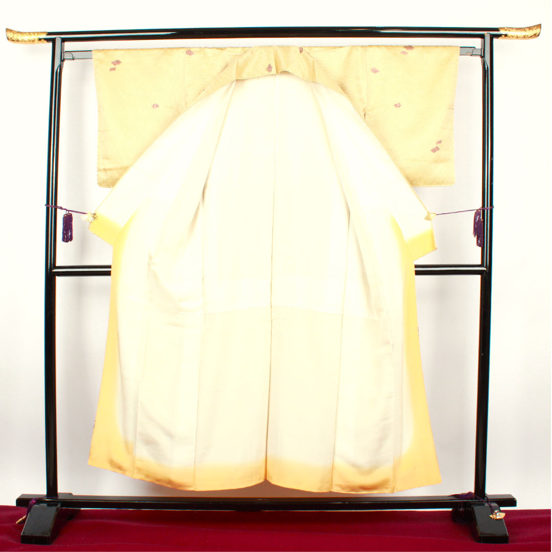 小紋 身丈153cm 裄丈60cm 袷 蜂蜜色 洗える着物 飛び柄 ポリ Aランク 黄系 1115002163223