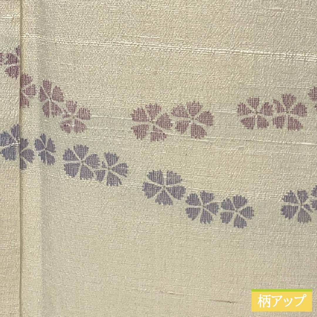 小紋 正絹 Aランク 身丈154.5cm 裄丈63.5cm 袷 薄卵色(うすたまごいろ) 花 紬地 パールトーン加工 クリーム系 1115006913215
