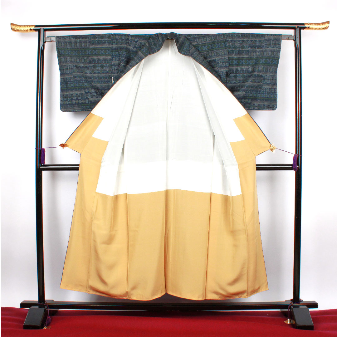 Tsumugi, Length 153cm, Sleeve length 63.5cm, Navy blue, Geometric pattern, Pure silk, S rank, Lined, Navy blue, 1116001942218