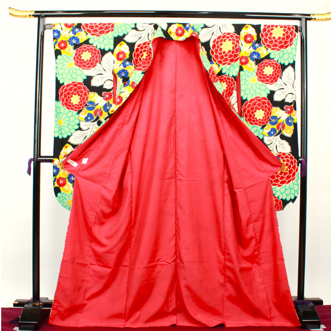 振袖 身丈169.5cm 裄丈66.5cm 袷 洗える着物 菊 ポリ Sランク 黒系 1113001292510