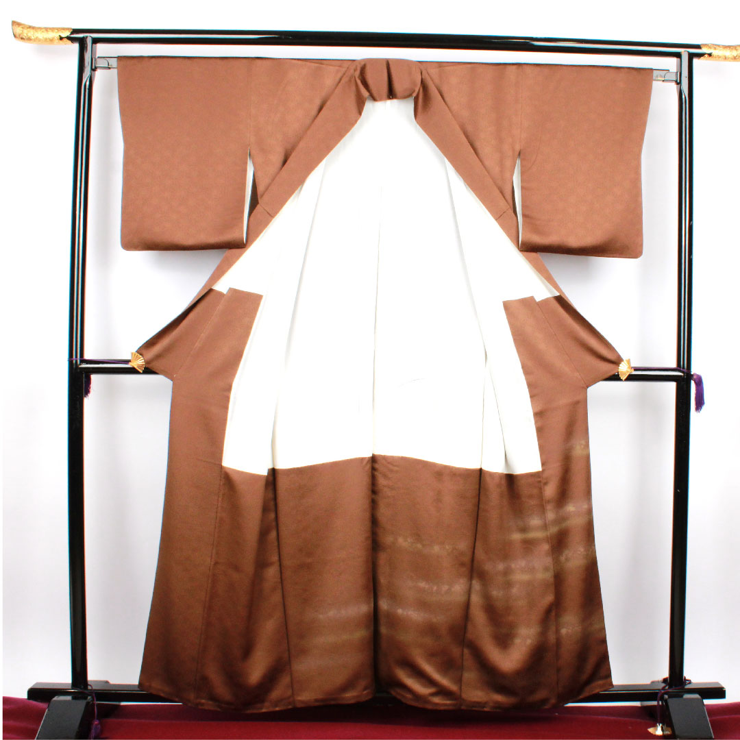 Colored Tomesode, Length 160cm, Sleeve Length 64cm, Awase, Constitution Color, Living National Treasure, Fukuda Yoshishige, Floral Pattern, Different Sedge, Pure Silk, S Rank, Three Crests, Brown, 1111000422414