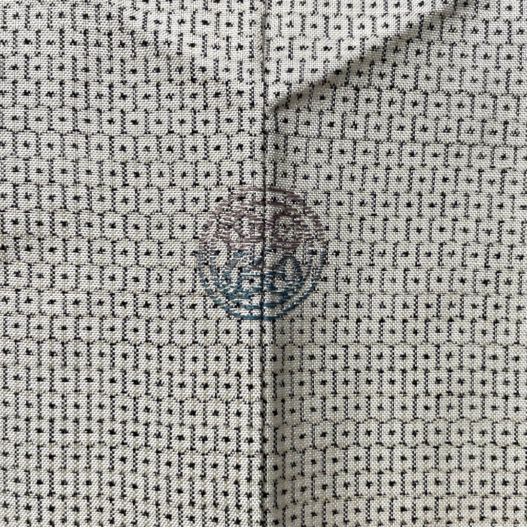Visiting Kimono, Pure Silk, A-Rank, Lined, Length 152cm, Sleeve Length 62cm, Off-White (Kinari-Iro), White Oshima Silk, 100 Tortoise Shell Pattern, Stitched Crest, Round with Different Hawk Feathers, Classic Pattern, White, Product Number: 1112006173211