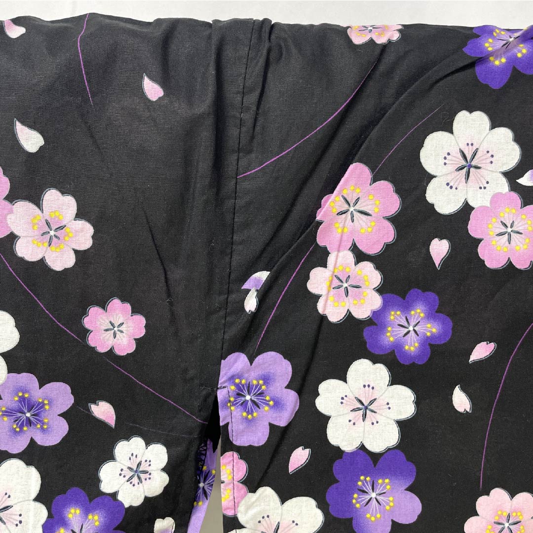浴衣 木綿 身丈166.5cm 裄丈62.5cm Sランク 単衣 黒系 桜 1118005932510