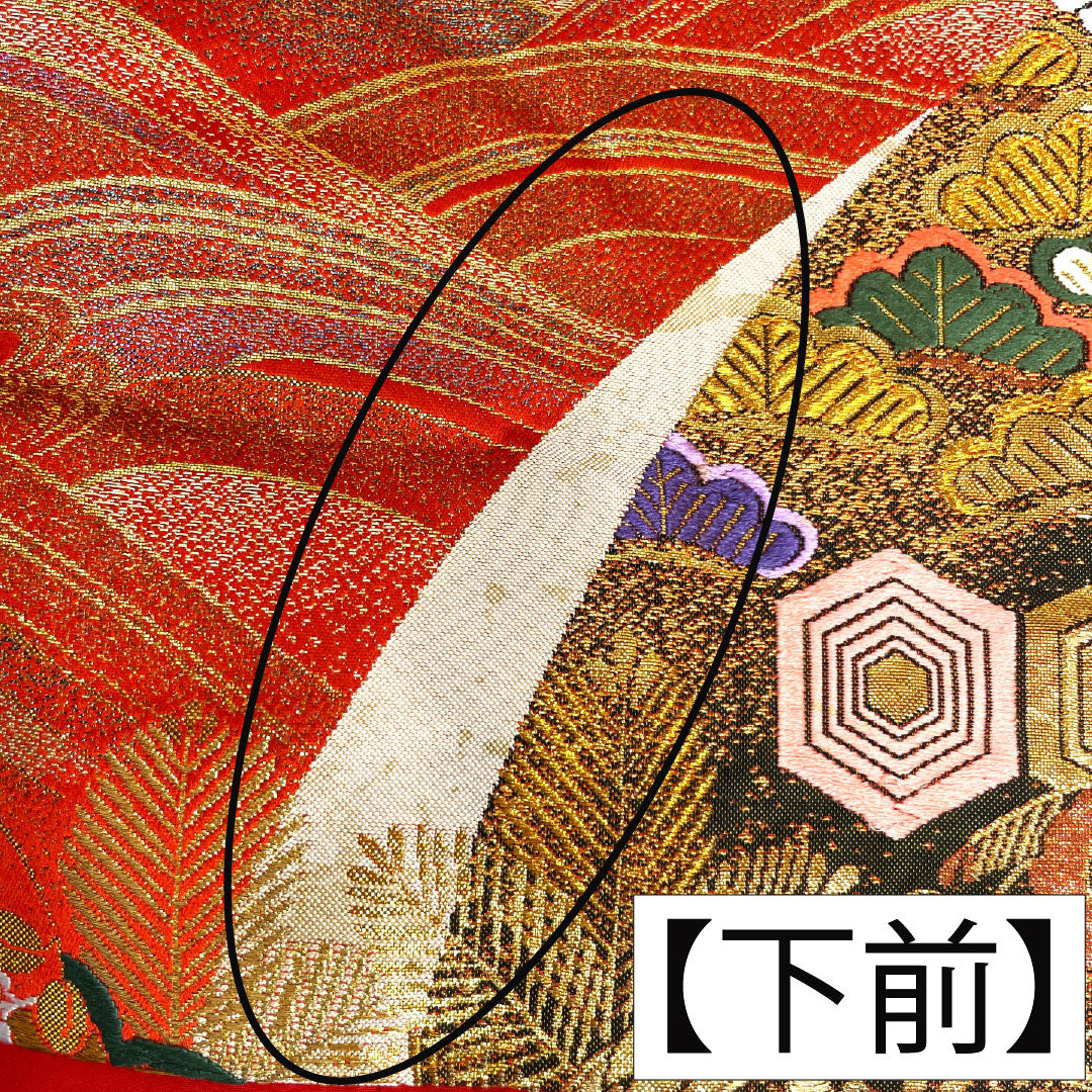 Iro-uchikake (colored kimono) made of pure silk, rank B, length 188cm, sleeve length 65cm, Karaori (traditional Japanese weave) design featuring cranes, imperial carriages, and floral motifs, lined, vermilion, 1110000904916