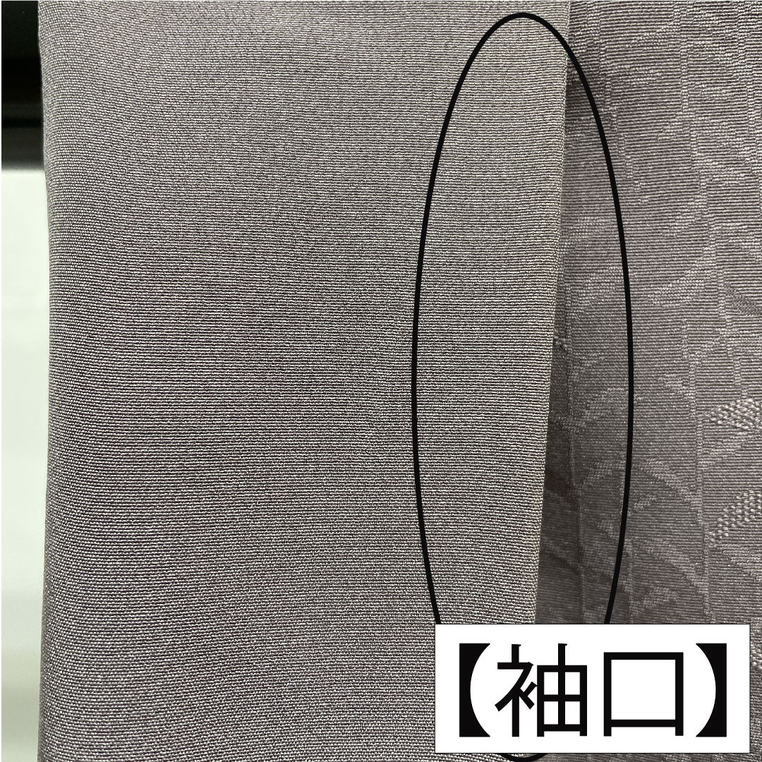 色無地 正絹 身丈155.5cm 裄丈63.5cm 鳩羽鼠色(はどばねずいろ) 一つ紋 違い鷹の羽 袷 Aランク 紫系 1114001753320