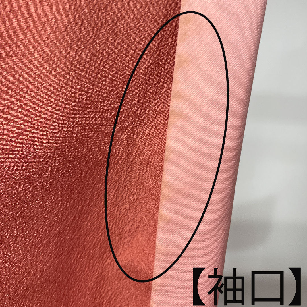 色無地 ポリエステル 珊瑚色 素無地 洗える着物 身丈163cm 裄丈65.5cm 袷 Bランク 朱系 1114001054416
