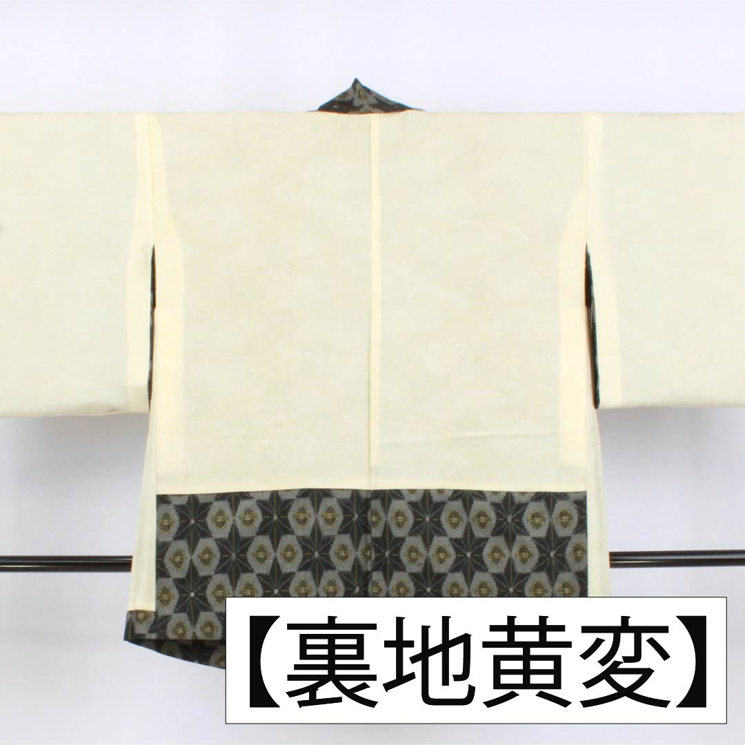 Haori (Japanese traditional kimono jacket) made of pure silk, grade A, length 80.5cm, sleeve length 64cm, rusty iron color (sabi-tui-ro), by Murayama Oshima, geometric pattern, lined, green, with haori cord, product number 1117001373919