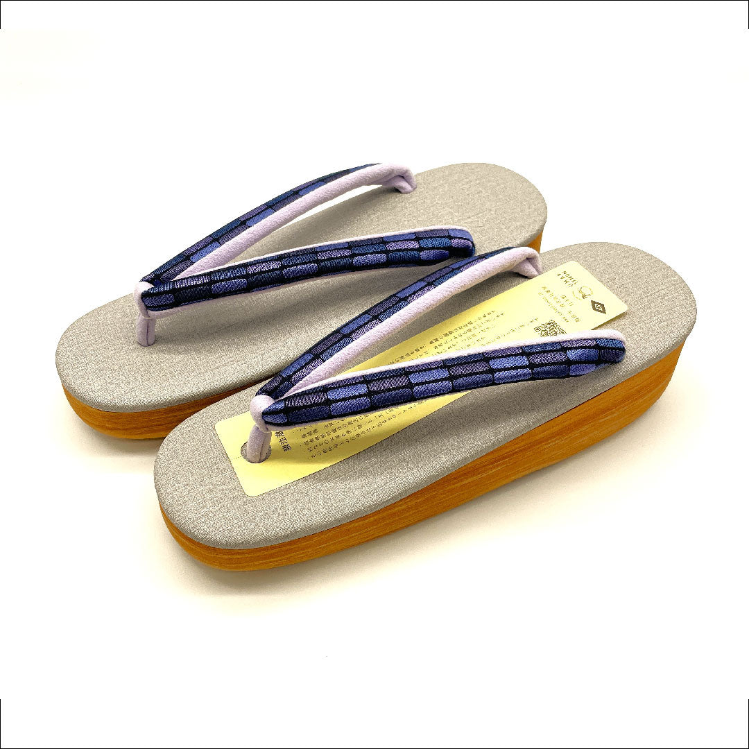 (Brand new, unused) Karen Blosso Cafe Sandals, Size L, Silver, NEW Rank, 1122000861422