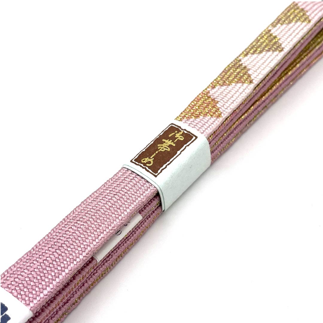 (New old stock) Obijime (belt tying) Pure silk, quarter-length cord, niwaumeiro (colored with Japanese lacquer), hand-woven cord, scales, metallic thread used, length approx. 159cm, width approx. 1.5cm, semi-formal, S rank, pink, 1135002832313