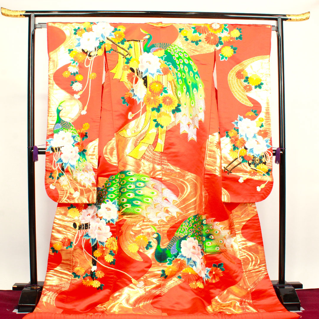 色打掛 身丈194cm  銀朱色 刺繡 孔雀 花車 正絹 Sランク 袷 朱系 1110000252916
