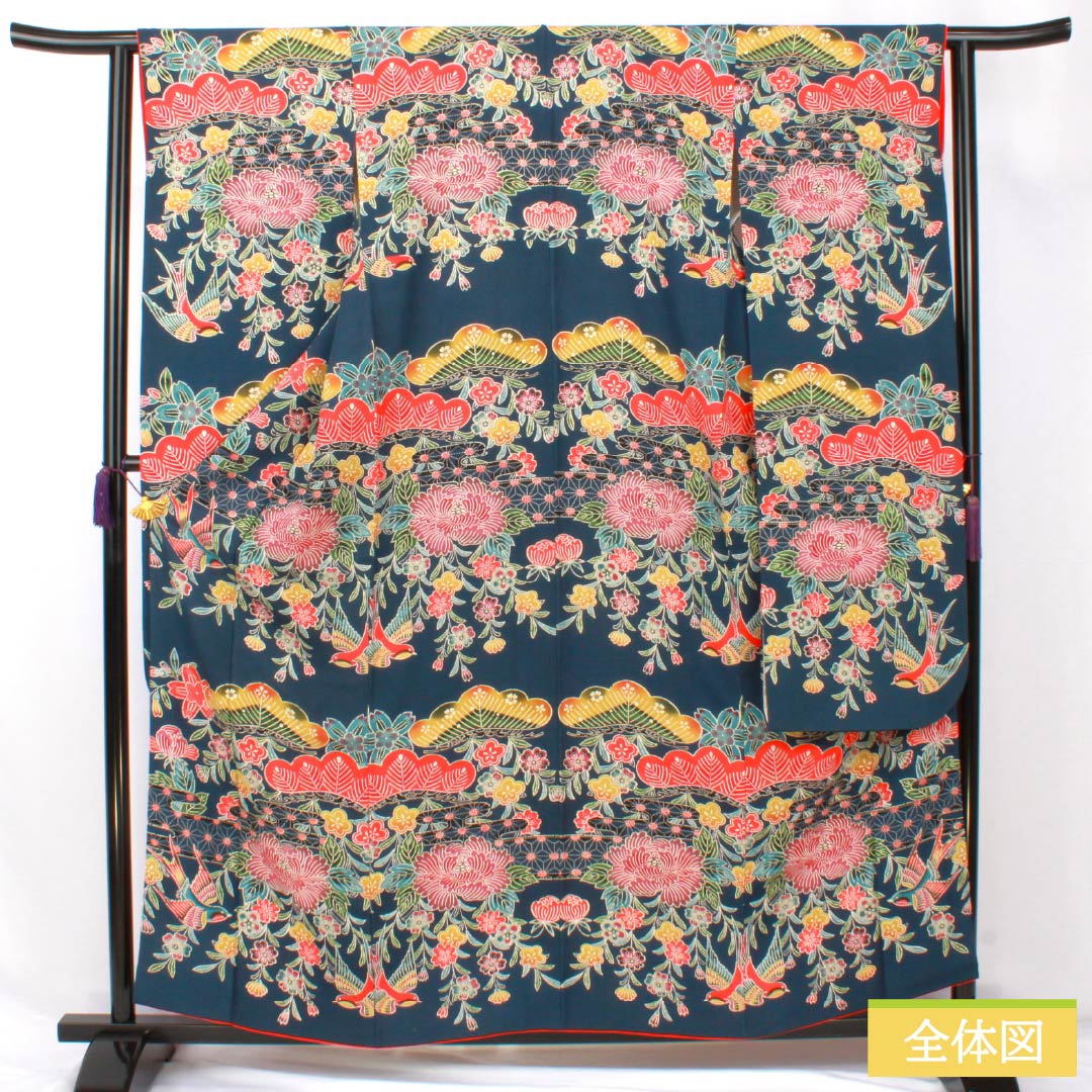 Furisode (long-sleeved kimono) made of pure silk, grade A, length 160cm, sleeve length 62.5cm, lined, indigo blue, Kyoto Bingata pattern, auspicious motifs of pine and peony, navy blue, product number 1113002453418
