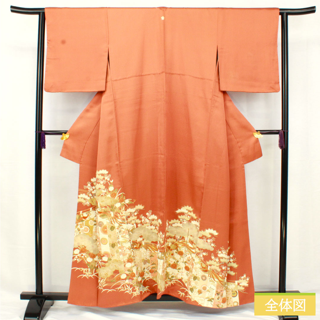 Colored Tomesode, pure silk, length 157cm, sleeve length 63cm, lined, coral color, Kyoto Yuzen, cherry blossom, pine, bamboo, plum, one crest, star and plum blossom, layered collar, A rank, orange, 1111001513326