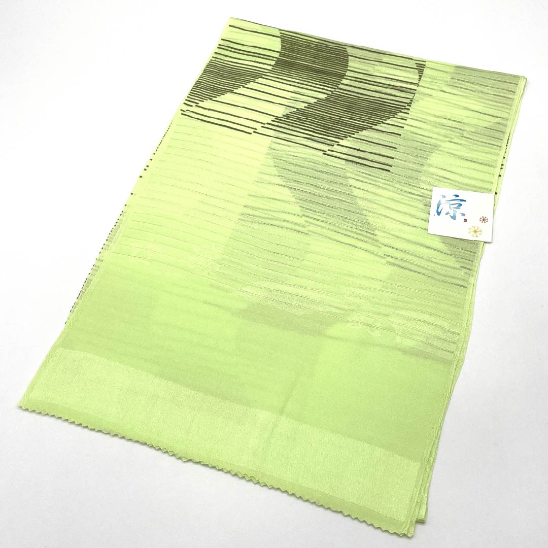 （新品）帯揚げ 正絹 セミフォーマル 若菜色（わかないろ） 夏物 曲線 幾何学模様 長さ約168cm 幅約28.5cm NEWランク 緑系 1136000841919