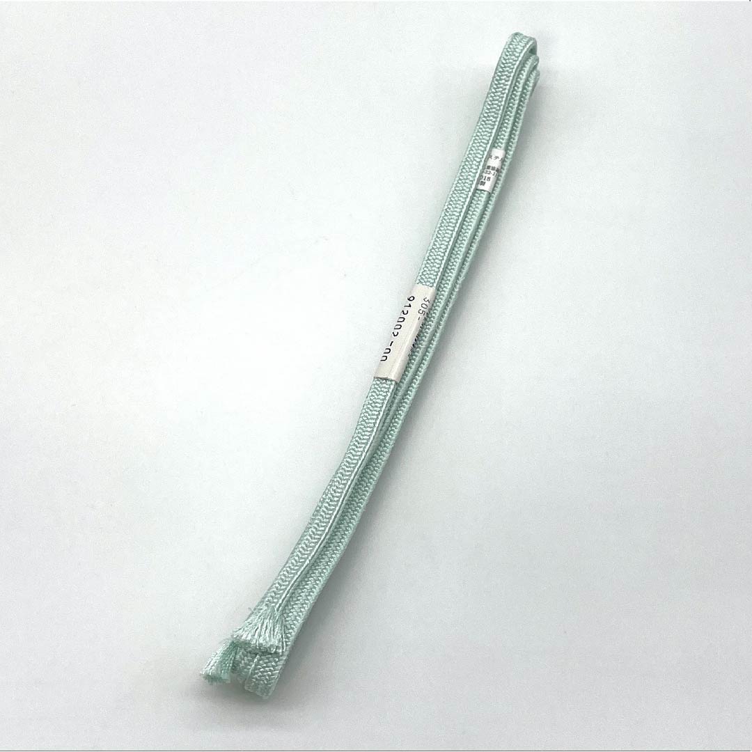 帯締め ポリエステル Sランク 二分紐 藍白色（あいじろいろ） 無地   長さ約132cm 幅約0.5cm カジュアル 水色系 1135006022324