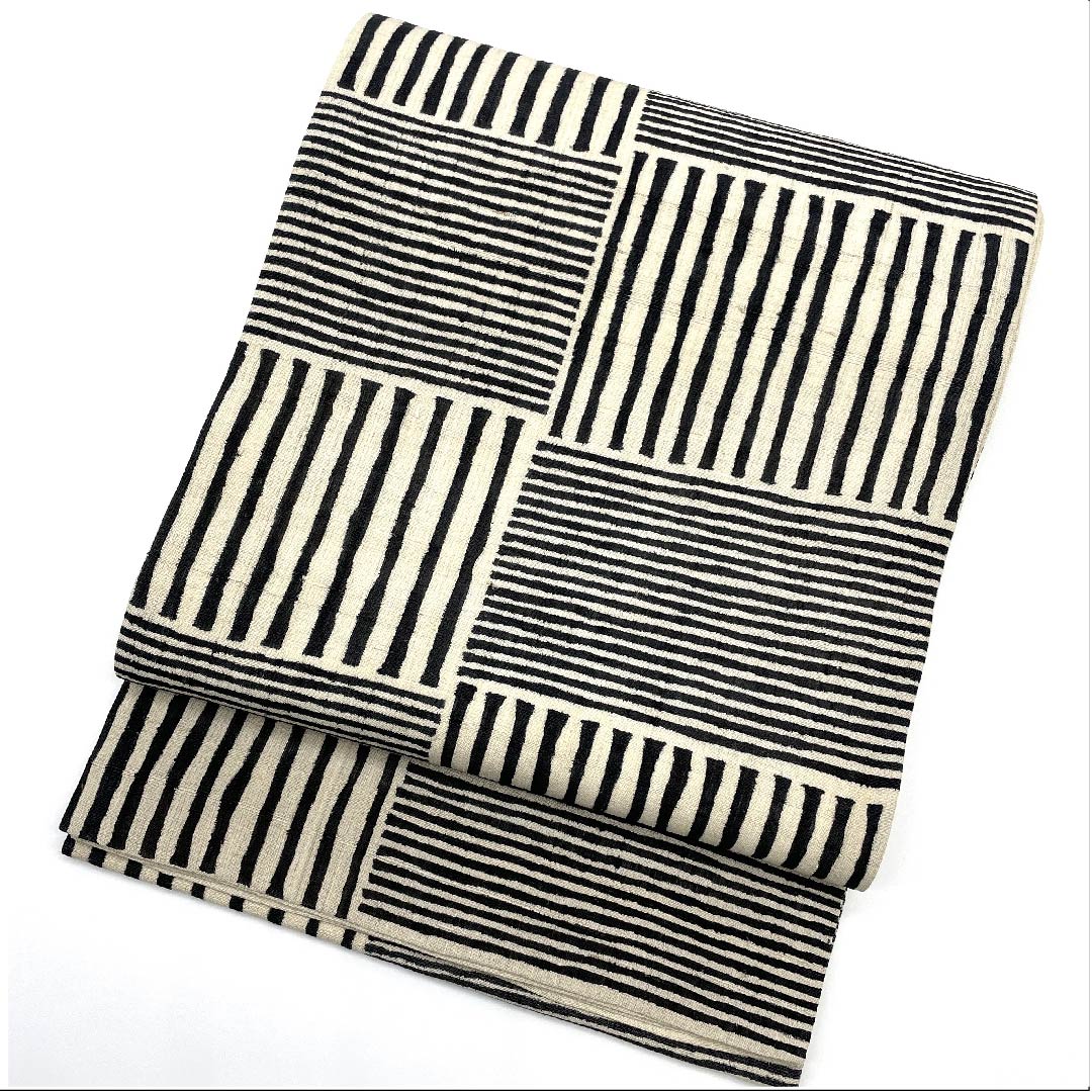 Fukuro Obi (sash) in off-white (kinari-iro) with checkered pattern and monotone pattern, obi length 446cm, pure silk, A rank, six-pass, casual, beige, 1123009223325
