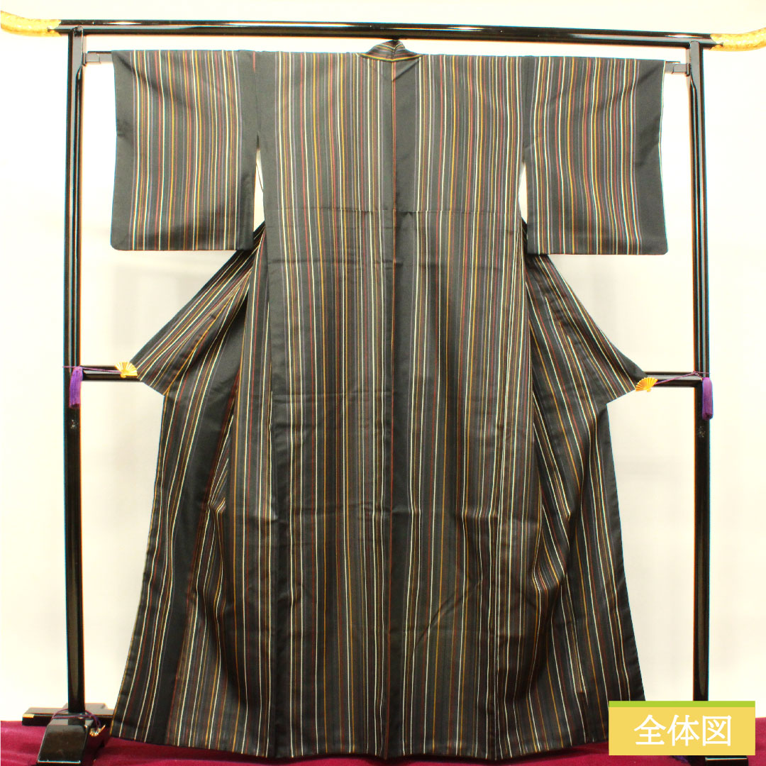 小紋 ポリエステル 身丈164.5cm 裄丈65cm 袷  洗える着物 縞模様  Sランク 黒系 1115003952410