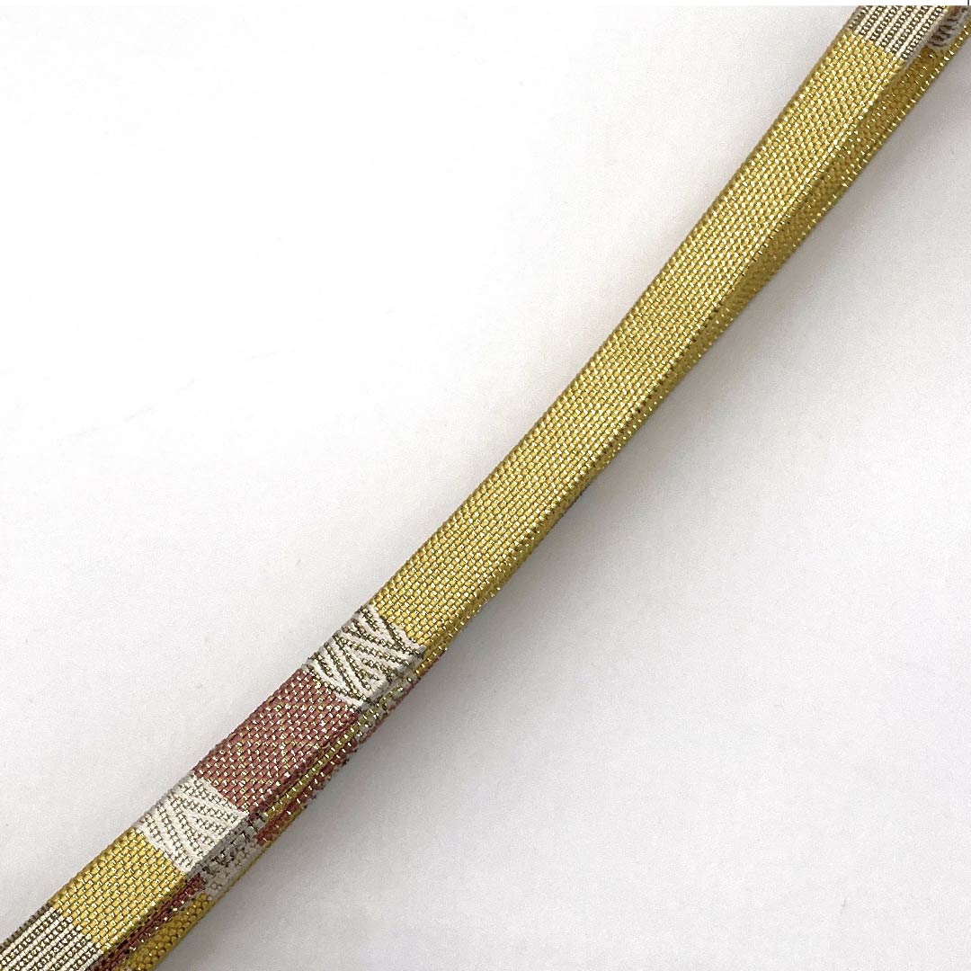 帯締め  Sランク 四分紐 金色（きんいろ） 長さ約152.5cm 幅約1.1cm セミフォーマル 金系 1135004312321
