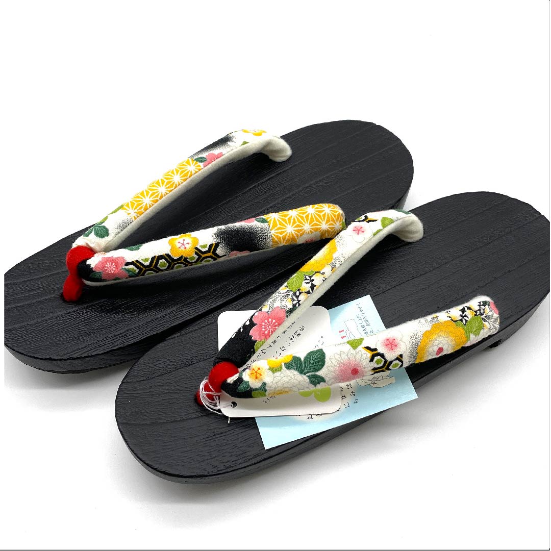（新品未使用品）下駄 菊 桜 梅 麻の葉 XLサイズ 黒系 NEWランク 1122001121510