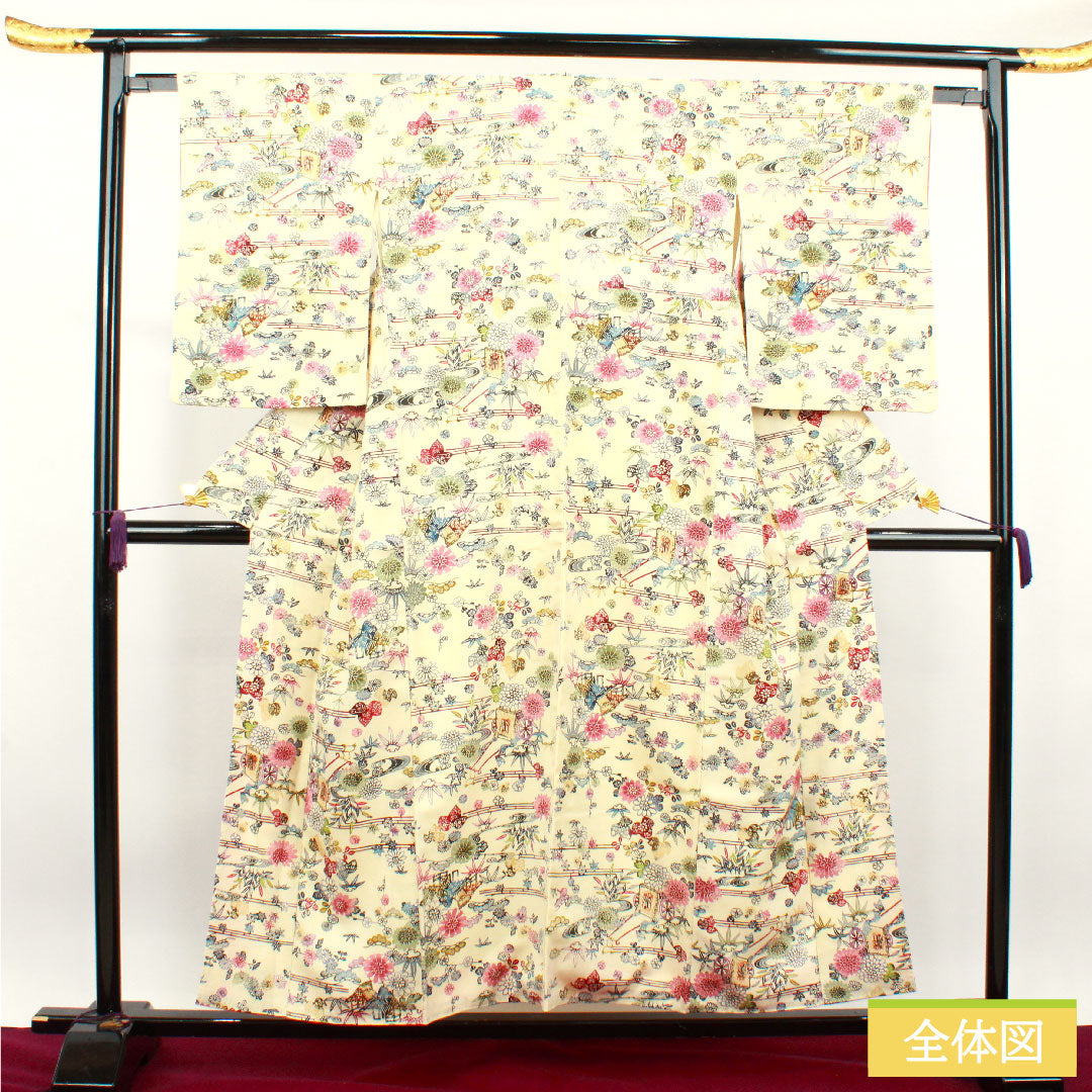Komon, pure silk, length 154.5cm, sleeve length 62.5cm, lined, milky white, pongee, Kyoto Bingata, pine, bamboo, plum, flower cart, running water, S rank, cream, 1115003542215
