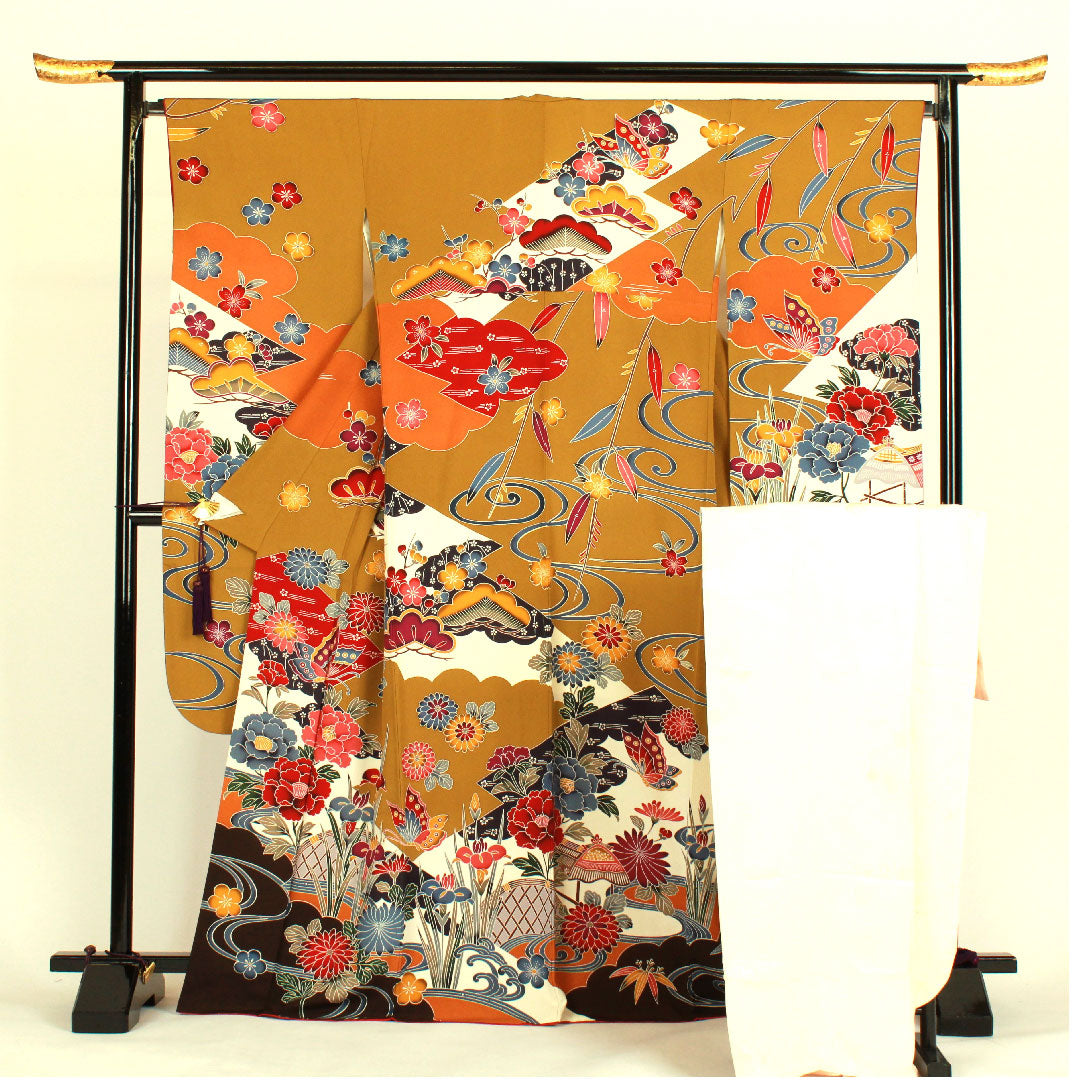 振袖+長襦袢セット 身丈169.5cm 裄丈68cm 袷  京紅型 蝶 菊  菖蒲  正絹 Aランク 黄系 1113000453523