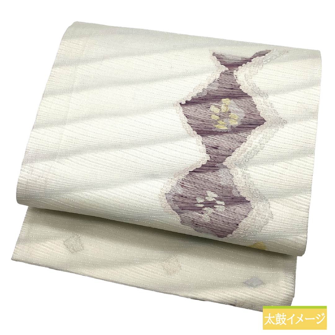 袋帯 ポリエステル Aランク 卯の花色（うのはないろ） 夏帯 幾何学模様 古典柄 帯丈441cm 六通 セミフォーマル 白系 1123017463311