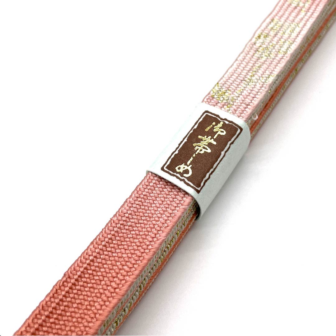 (New old stock) Pure silk obijime (sash fastener) 4-part string, vermilion color (hanezuiro) Specially selected gold and silver thread used New old stock Length approx. 162cm Width approx. 1.5cm Semi-formal S rank Pink 1135001592913