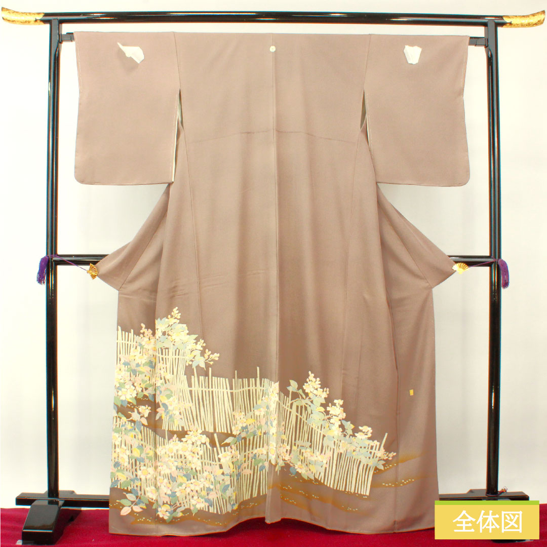 色留袖 正絹 身丈165cm 裄丈66cm 袷 梅鼠色（うめねずいろ） 本加賀友禅 柿本市郎 草花模様 三つ紋 丸に三ツ割木瓜 Bランク 三つ紋 紫系 1111001314520