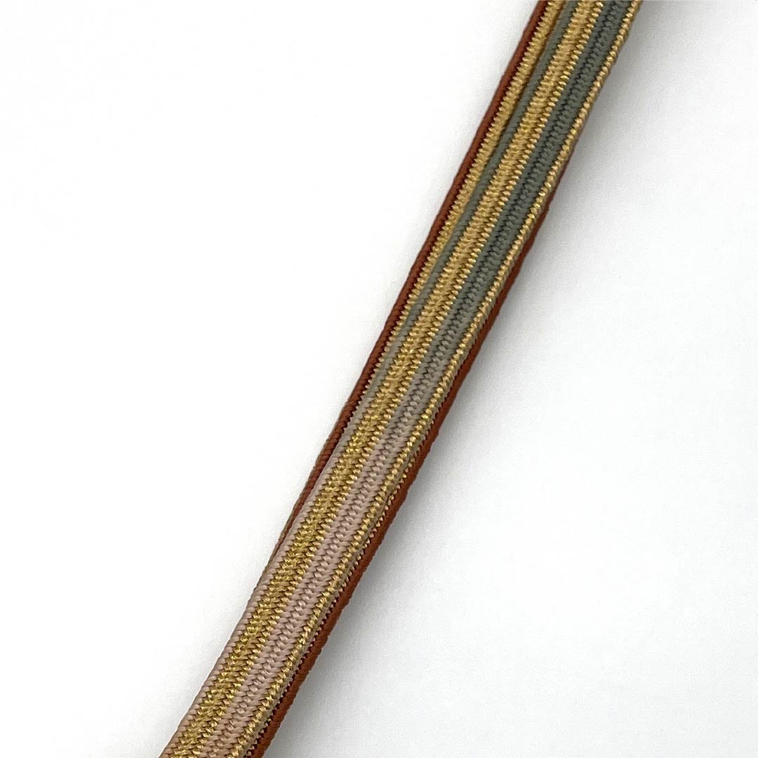 (Brand New) Pure Silk Obi-jime (Sash Band) in Dark Persimmon (Koi-gaki-iro) with Hirata Kumihimo Kainokuchi Striped Yugen Dyeing and Twisted Tassels. Approximately 160cm Long, 1.5cm Wide. Semi-Formal. Brown. Product Number: 1135005151314