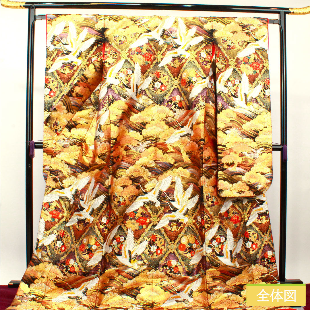 Colored uchikake, pure silk, length 190cm, sleeve length 65cm, Karaori, pine and crane, S rank, lined, black, 1110000722910