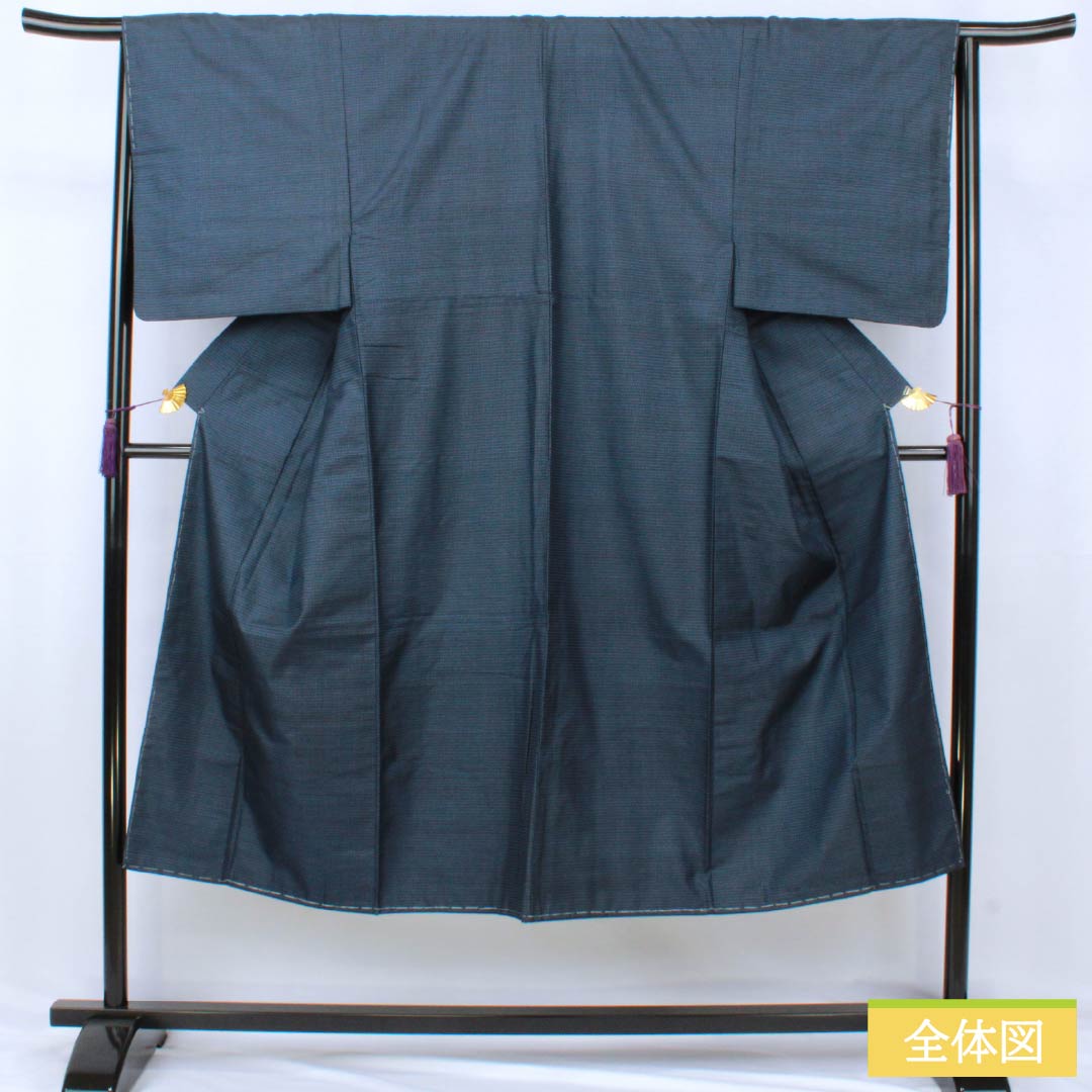 Men's silk S-rank kimono, length 142cm, sleeve length 65cm, Iced brown (ice-washed brown) Oshima Tsumugi 100 tortoiseshell pattern, lined, navy blue, with basting threads, product number 1119001502418