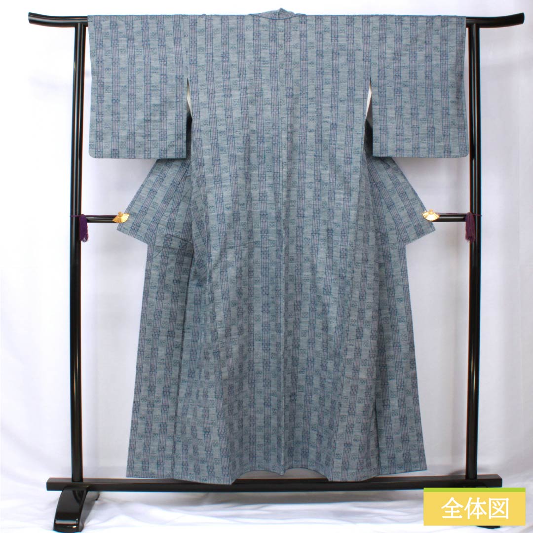 Tsumugi silk kimono, length 153cm, sleeve length 62cm, light dull color (usunibiiro), flower weave, A rank, lined, blue, 1116003893217
