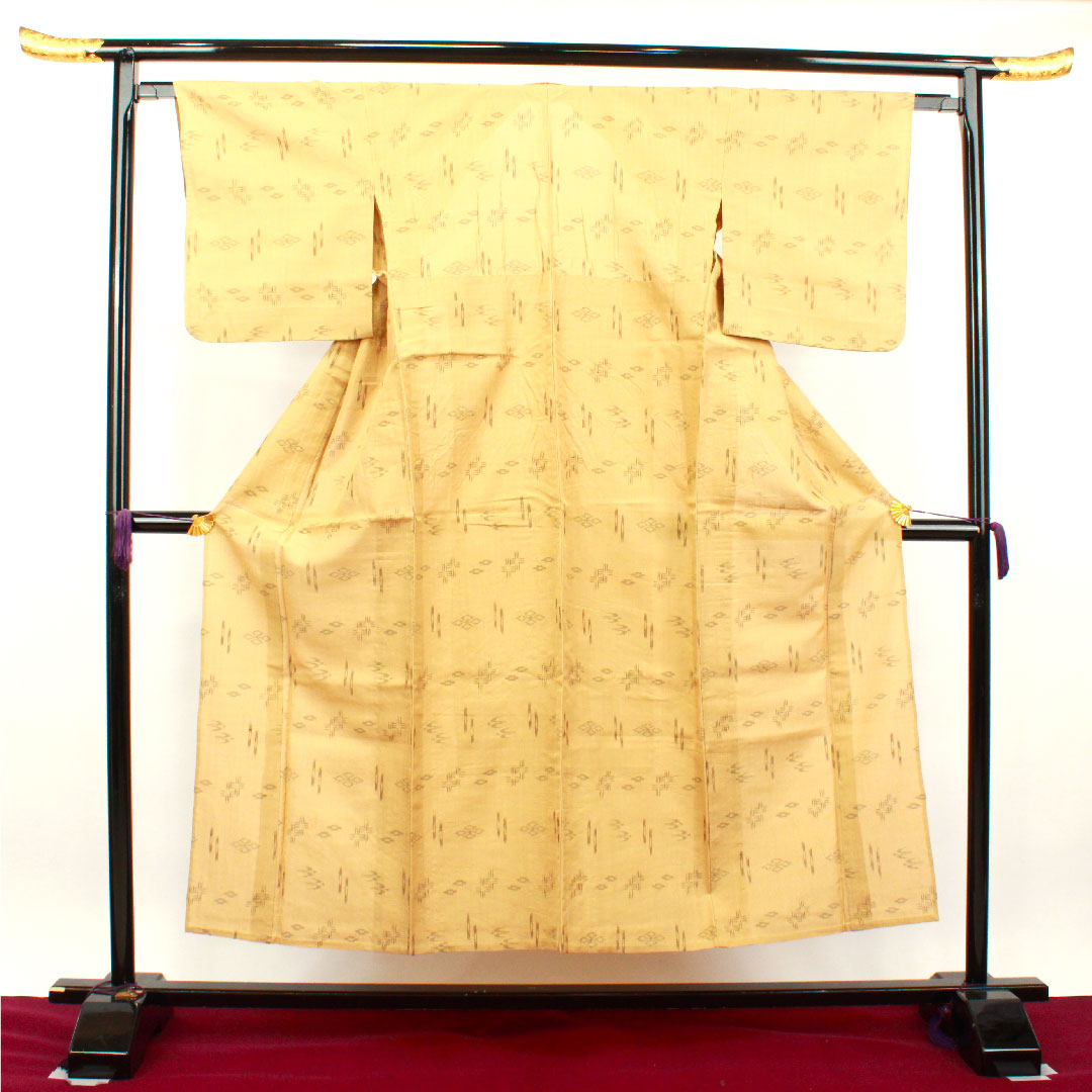 Summer pure silk pongee Length 151.5cm Sleeve length 63cm Yamamomoiro (Yamamomoiro) Ryukyu pattern Kasuri Summer pongee Gauze S rank Beige 1132001632225